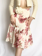 Load image into Gallery viewer, Vintage Silky 2000s Rose Midi Skirt (XL)
