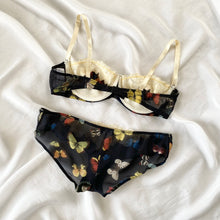 Load image into Gallery viewer, Dolce &amp; Gabbana Silk Butterfly Set (34B)

