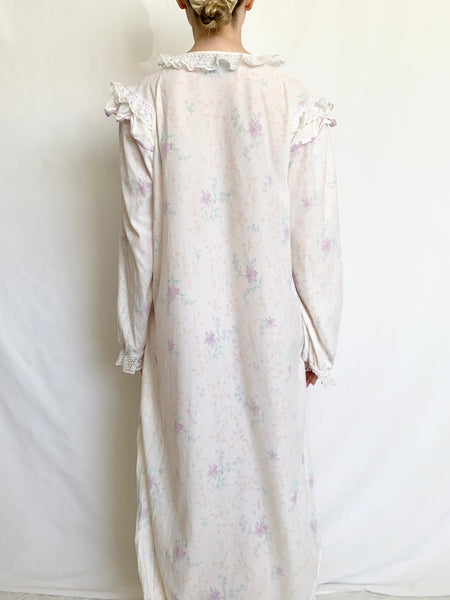Ruffled Lace Vintage Nightgown (XL)