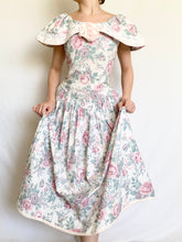 Load image into Gallery viewer, Floral Cotton 1980s Gunne Sax Party Dress (S)
